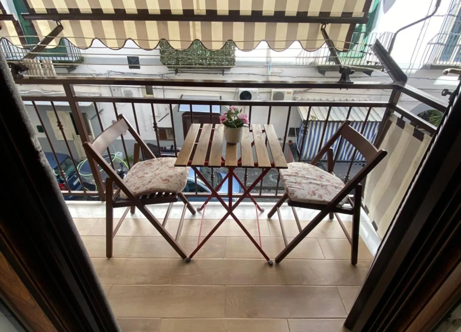 Guest House Into Neapel 0*,  Italien